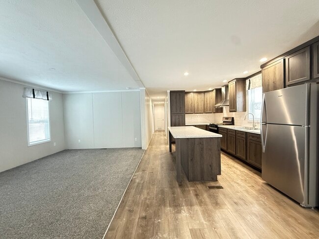 Photo - 29909 Flushing Dr