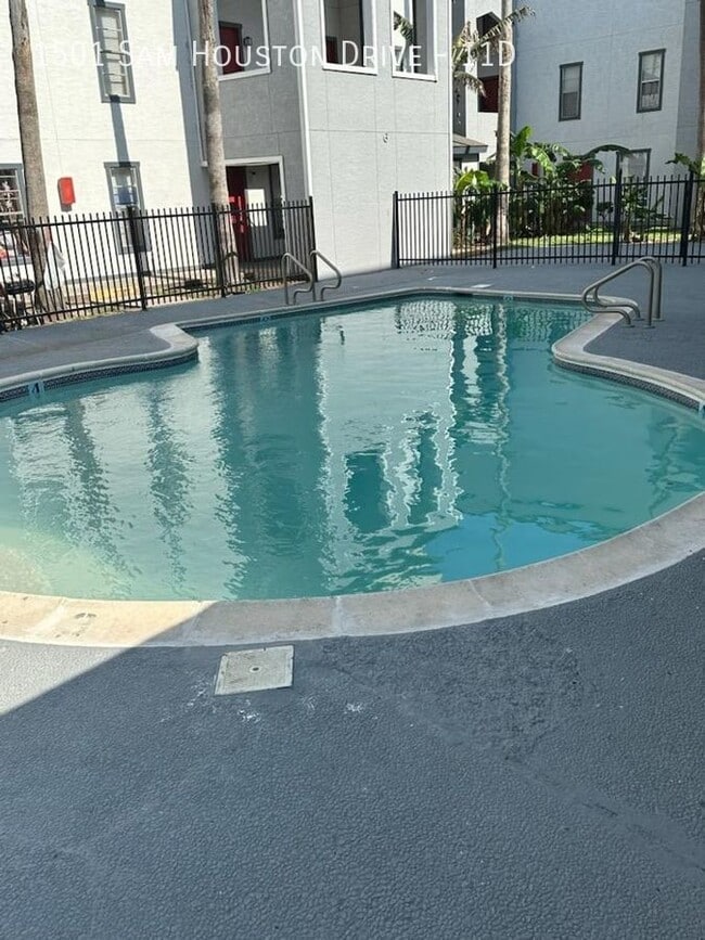 Willow Ridge Apartments