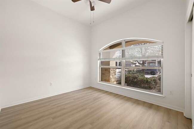 Photo - 2008 Gabrielles Way