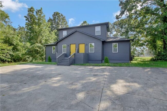 Photo - 551 Valley Hill Rd SE