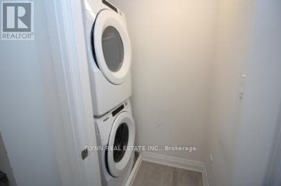 Photo - 33 Creekbank Rd