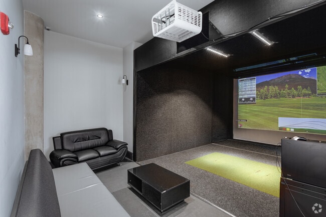 Golf Room - Terrapin Row