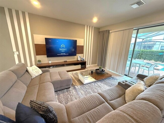 Photo - 5444 Misty Oak Cir