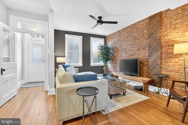 Photo - 624 St Joseph St