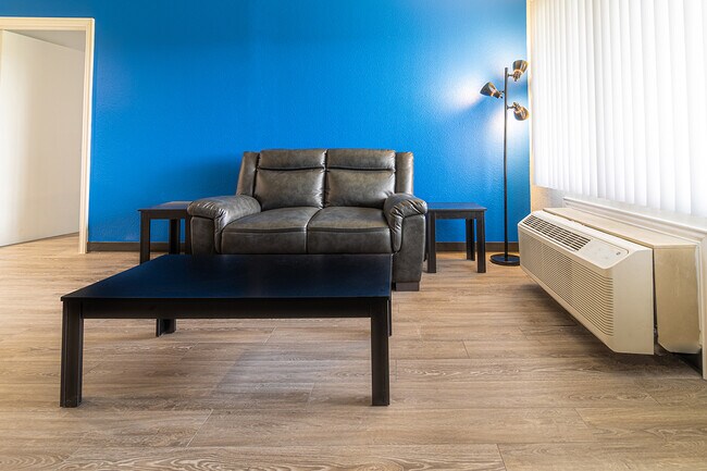 Photo - Siegel Suites Shreveport