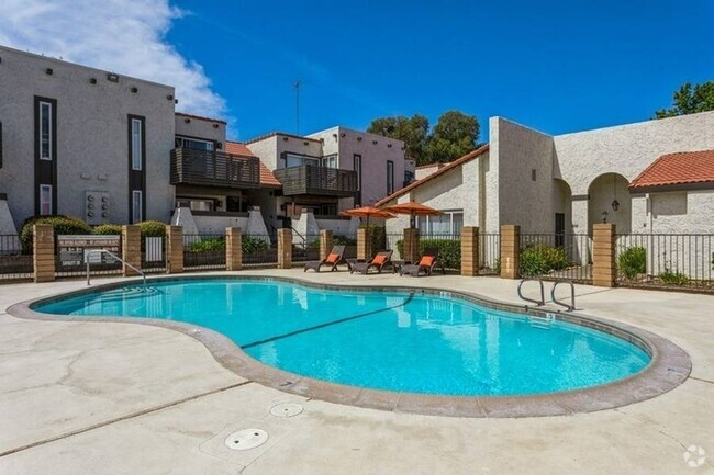 Resort-Style Pool - Montecito Rental