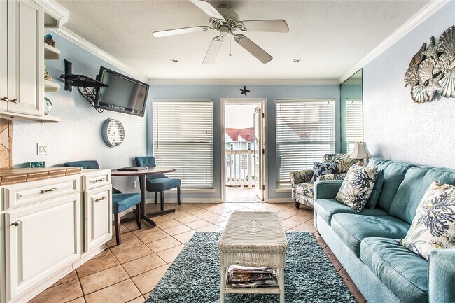 Building Photo - 10811 Termini-San Luis Pass Rd Unit 2303