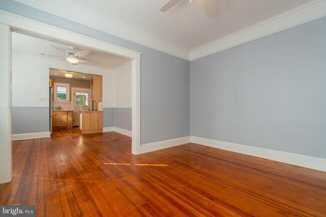 Photo - 928 19th St S