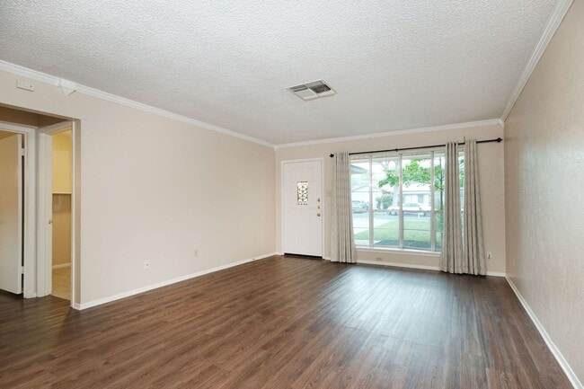 Photo - Awesome 3 Bedroom house in Anderson Mill with 2 Car Garage!