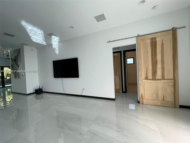 Photo - 1233 SW 17th Terrace