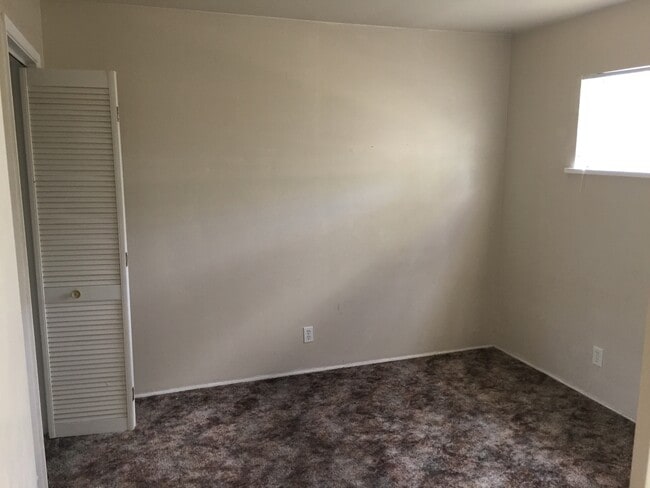 Photo - 427 Stanford Dr SE Unit A