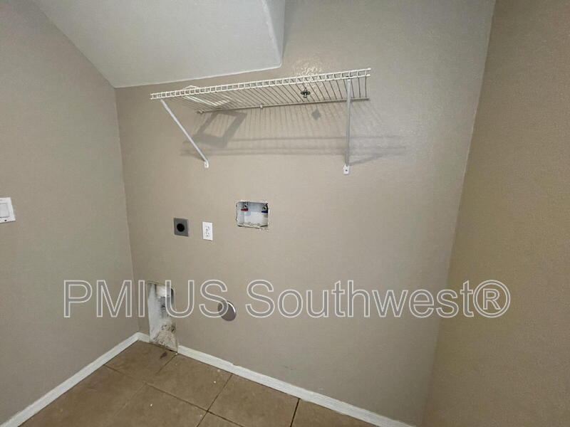 Photo - 384 Anna Cir Unit A