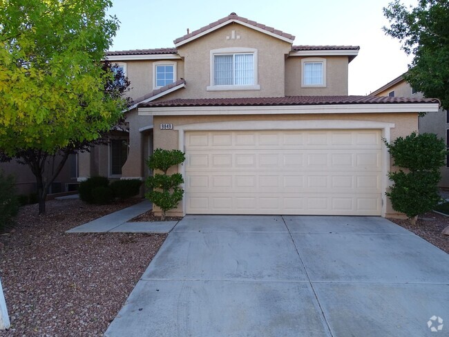 Building Photo - 4 Bedroom Home In Gated Community