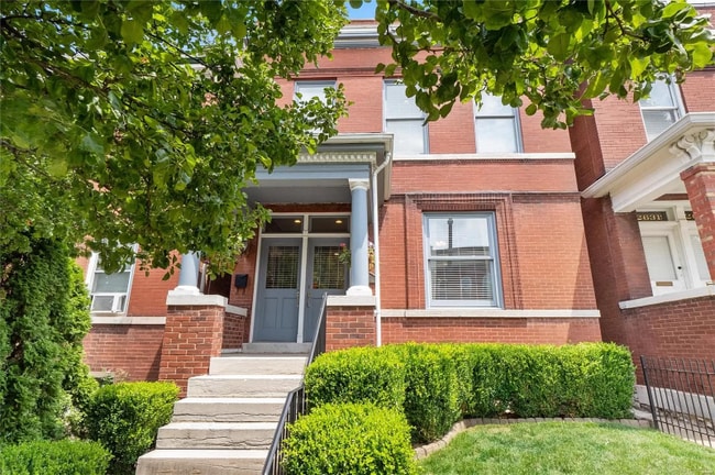 Building Photo - 2633 Armand Pl