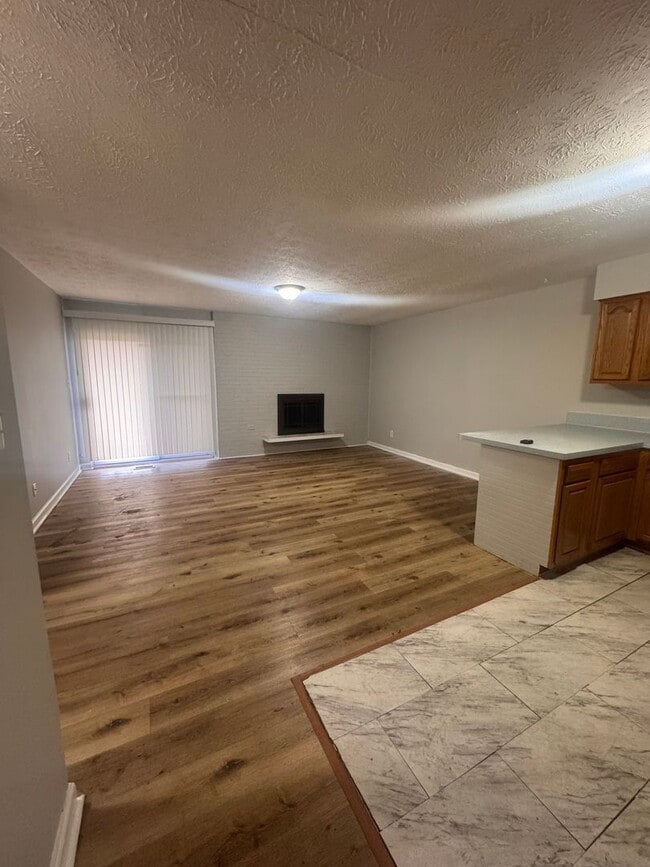 Photo - 1901-1903 Circle Kelly Jo Unidad 1901