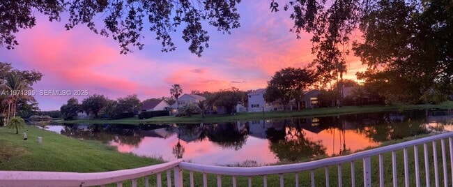 Photo - 1540 Seabay Rd