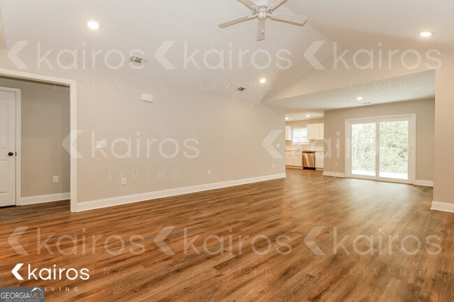 Photo - 153 Cottage Grove Rd