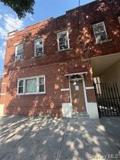 Building Photo - 50-11 104th St Unit 2