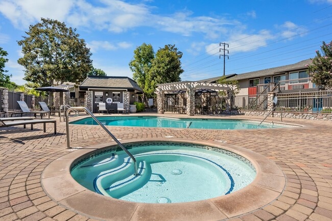 Sundial Apartments
