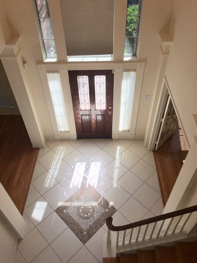 Photo - 308 Pinnacle Cove Ct