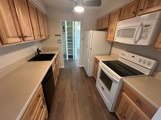 Photo - Fantastic 2 Bed, 2 Bath Condo
