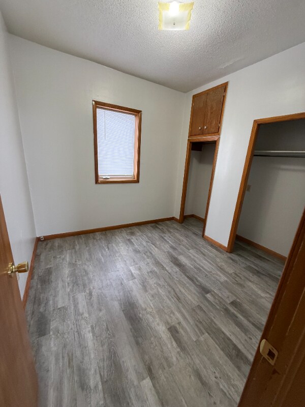 319 Duluth Ave N Unit 4