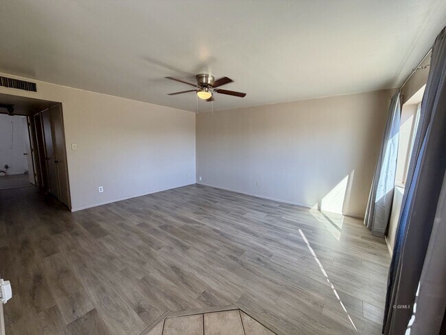 Photo - 2732 S 12th Ave