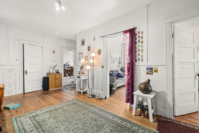 Photo - 427 Medford St Unit 2R