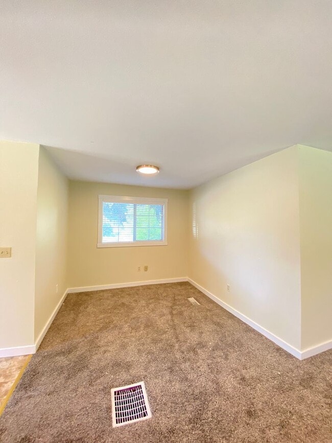 Photo - $1,695 - 2 Bed / 1 Bath Spacious House in ...