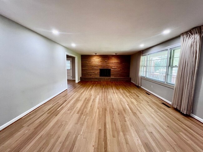 Photo - Move-In Special: Receive $1,375 off your f...
