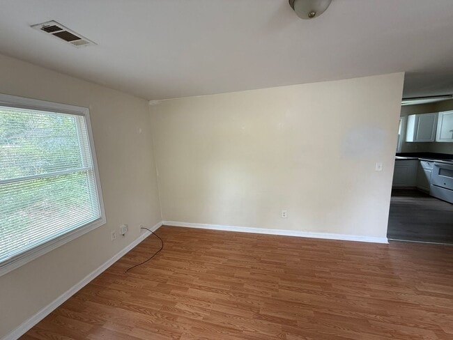 Photo - 8 Burdette Pl