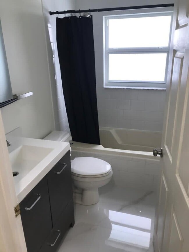 Photo - 17024 89th Pl N Unit Apt A