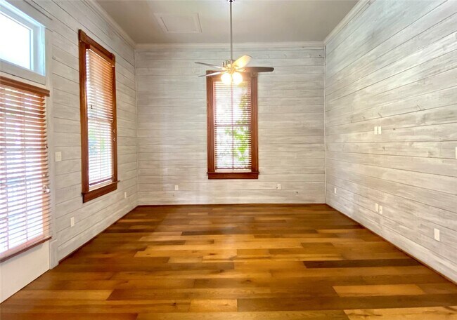 Photo - 2012 Ursuline St