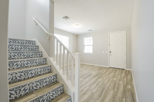 Photo - 27424 N 54th Ln