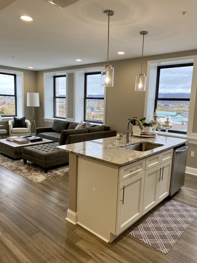 Building Photo - 108 Washington N Ave Unit 802