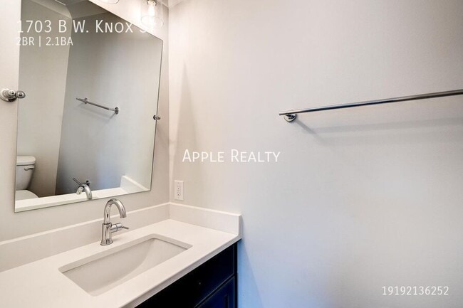 Photo - 1703 W Knox St