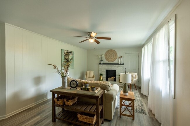 Photo - Single Family Home for Lease
