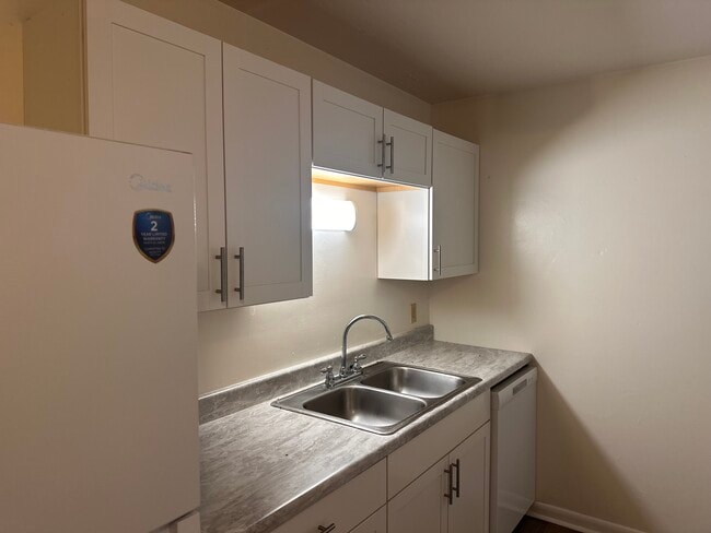 3700 SW 29th Terrace Unit B