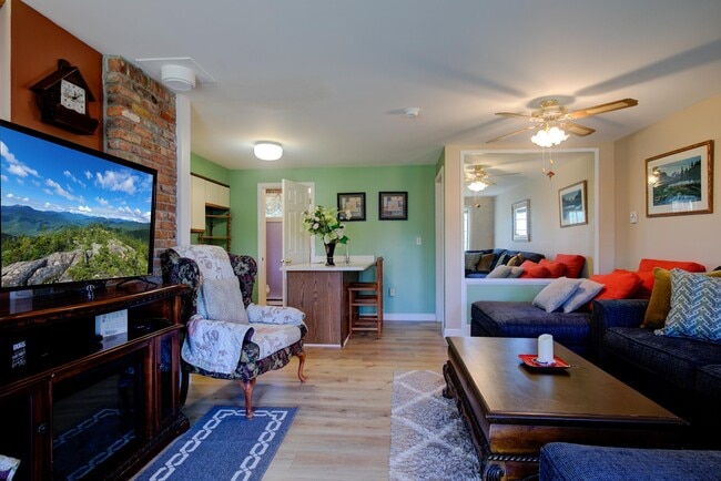 Photo - 98 Washington Rd Unidad 23