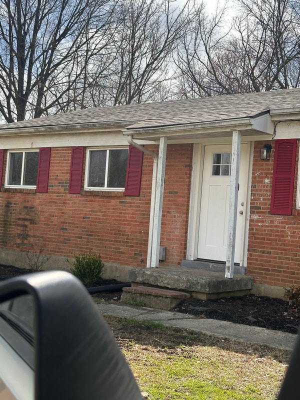 Building Photo - 4200 Narcissus Dr