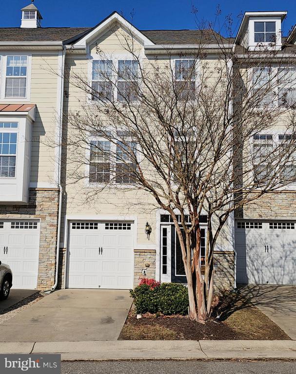 Photo - 311 Monroe Point Dr Townhome