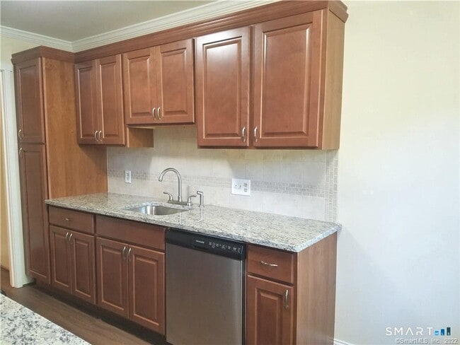 Photo - 167 Heritage Vlg Unidad E