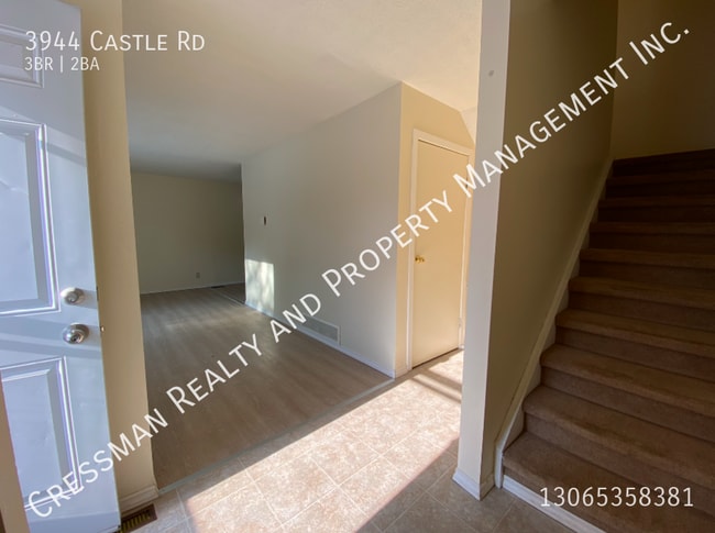 Photo - 3 Bedroom Townhouse near University