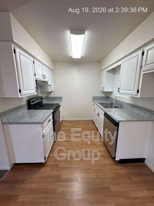 Photo - 804 Monarch Cir