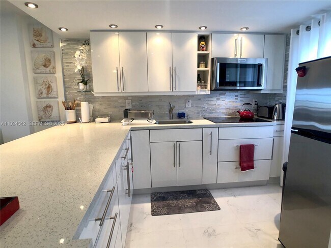 Photo - 1575 Euclid Ave Unit 503