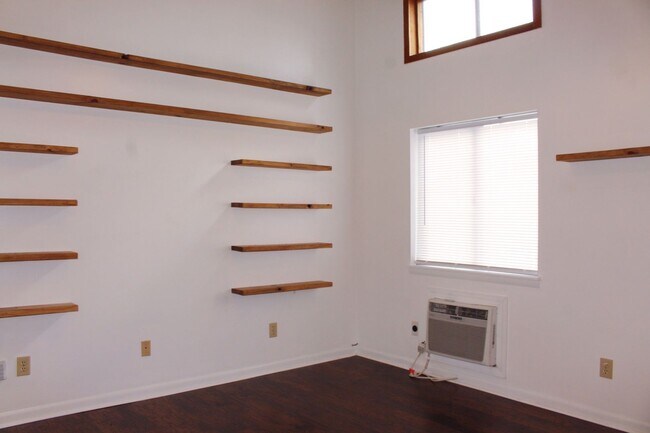 Photo - 1422 Humes Ave NE Unit 1422 Humes B
