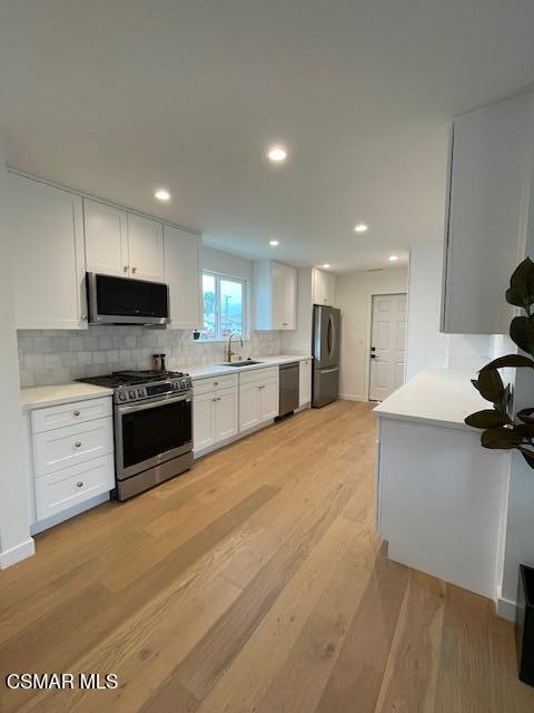 1157 Hudspeth Ave