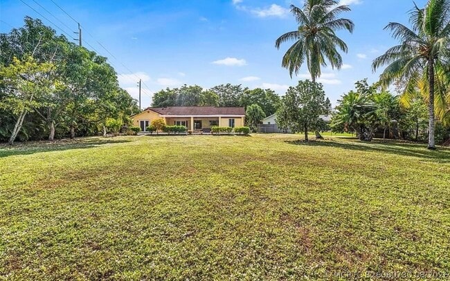 Building Photo - 8619 SW 51st St