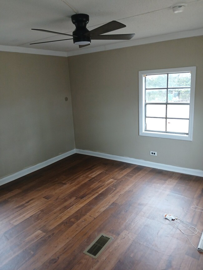 Photo - 1025 David Austin Rd