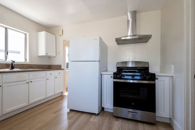 Photo - Charming 2BR Back House Near Downtown LA & Dodger Stadium